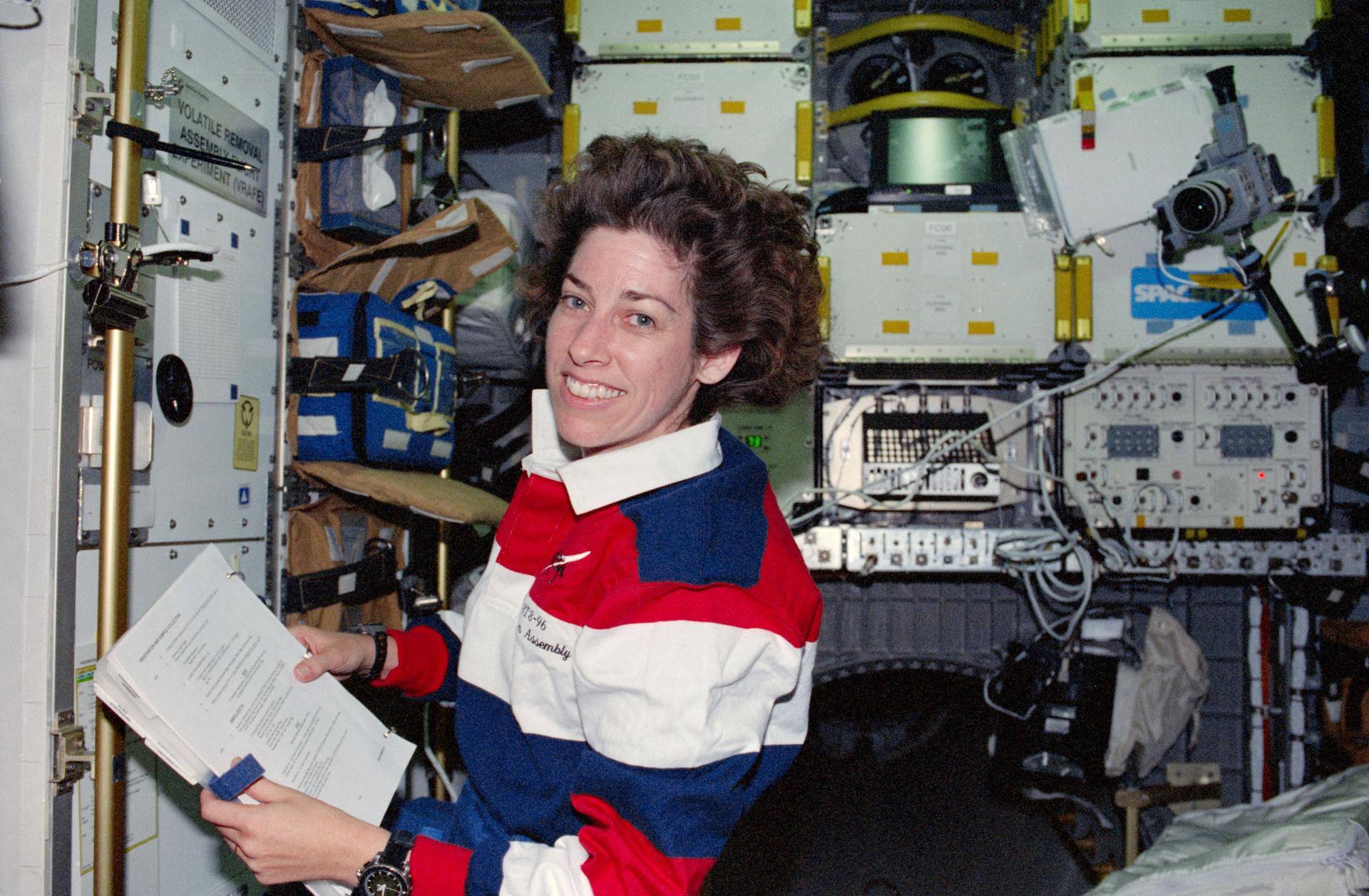 Ellen Ochoa