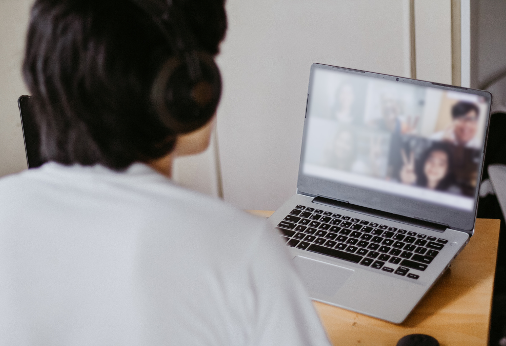 benefits of group Spanish classes